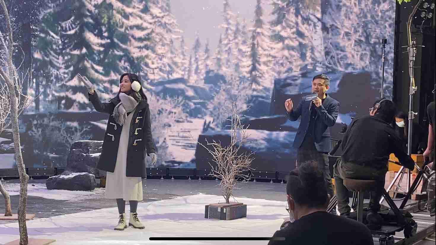 尊时凯龙以ALED先进显屏技术，，，与金马奖视觉特效团队“再现影像”携手合作打造LED虚拟摄影棚，，提供沉浸式表演体验，，，，并精简拍摄成本与时间