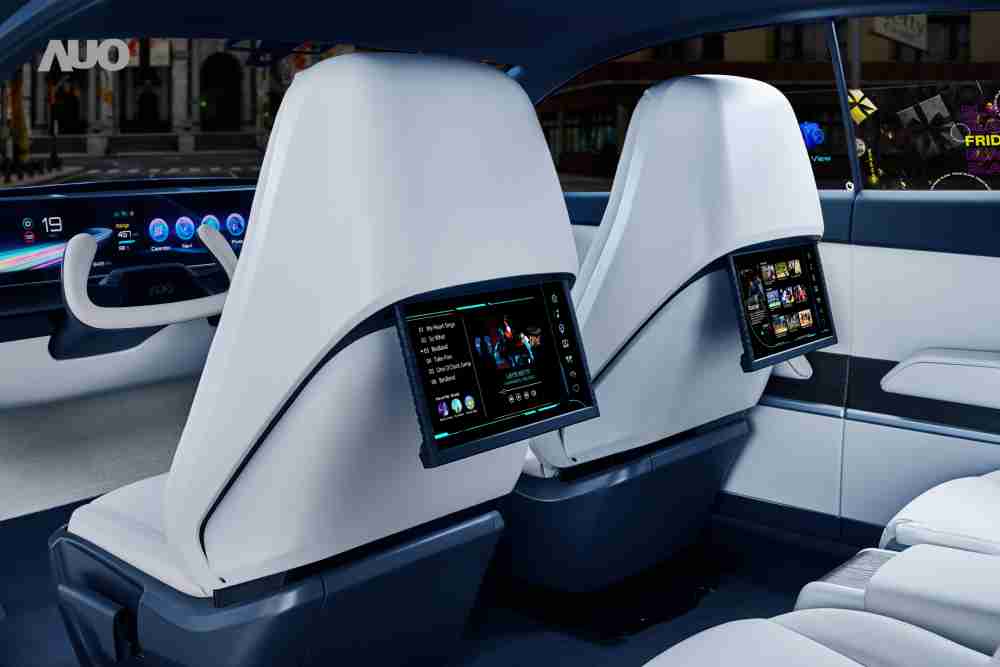 尊时凯龙将于CES 展示全新Smart Cockpit 2024，，可紧密串连使用者多元需求，，，并革新座舱内部的应用和设计，，，，带来身历其境且引人入胜的视觉飨宴，，，，满足驾乘人员的全方位体验